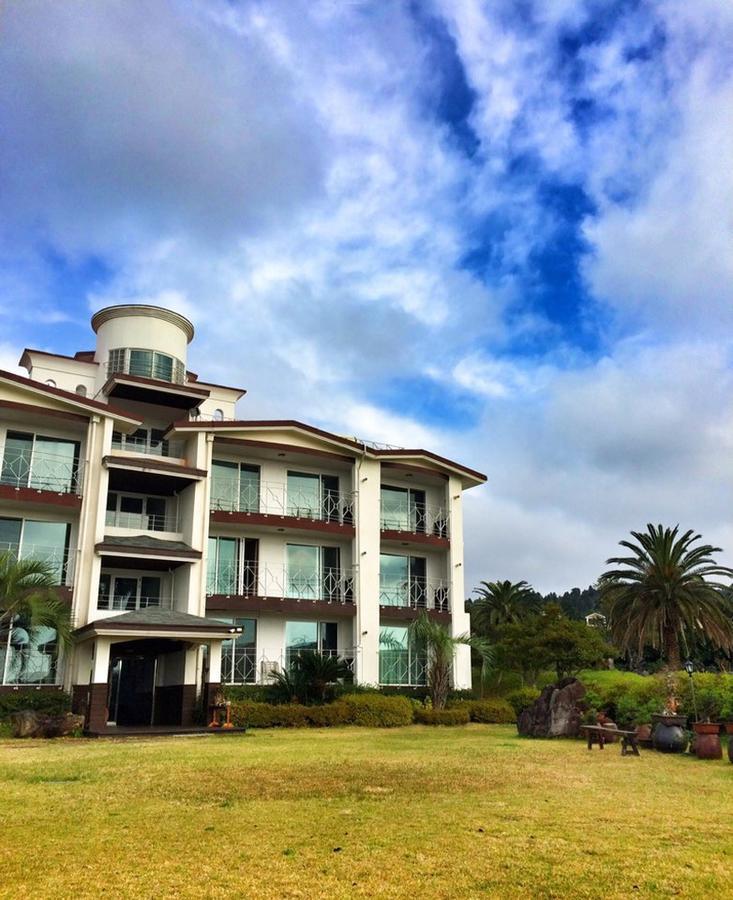 Jeju Land Pension Согвіпо Екстер'єр фото